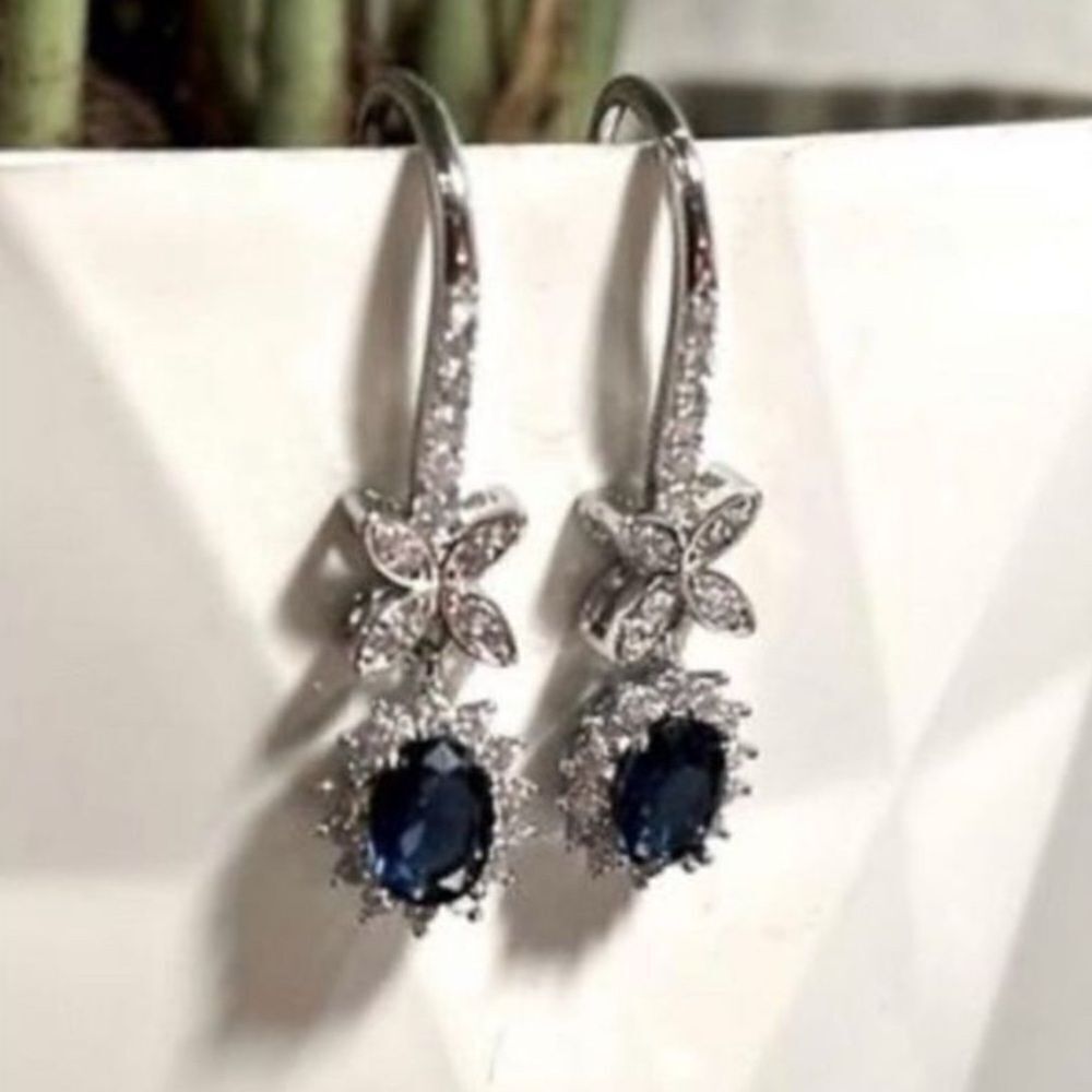 The drop blue bridesmaid earrings in 925 silver